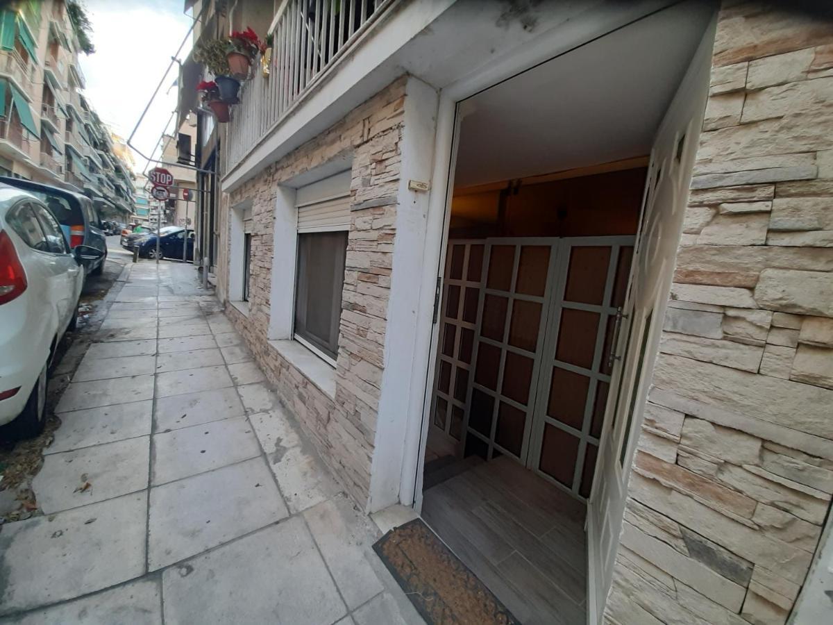 Comfy 35sqm Near National Garden * Athens